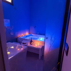  Bed & Breakfast Etnea 208 Luxury Jacuzzi Italië