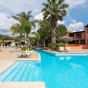 *** Aparthotel Village Italy